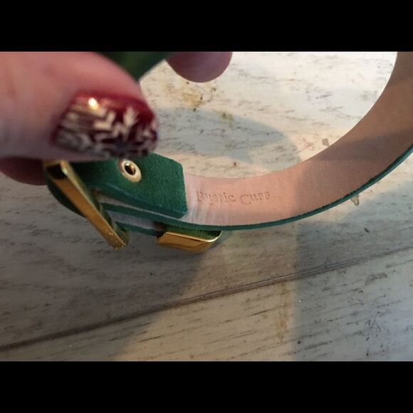 Rustic Cuff Kelly Green Suede Bracelet! - Picture 5 of 9
